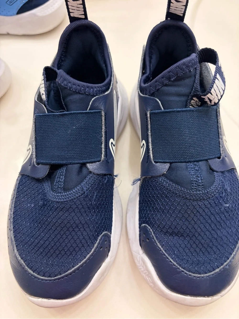 Nike slip design
